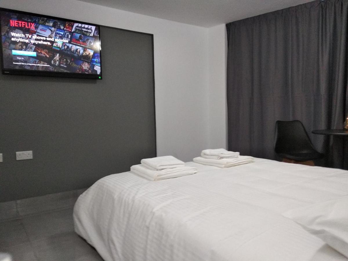 Cozy Place In The Heart Of Harbor Apartamento Paphos Exterior foto